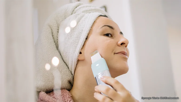 Exfoliating-Spatulas-Are-The-Latest-Skincare-Craze | Geria Dermatology