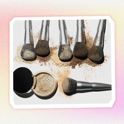 clean up make up brushes